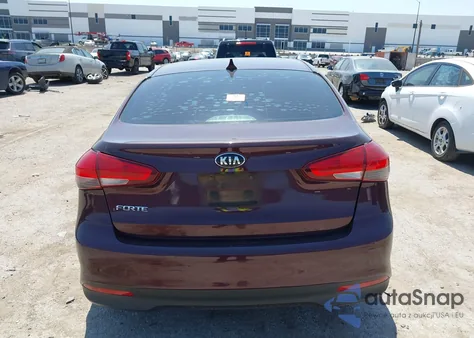 2017 Kia Forte Lx z USA, uszkodzony, nr VIN 3KPFL4A70HE091133